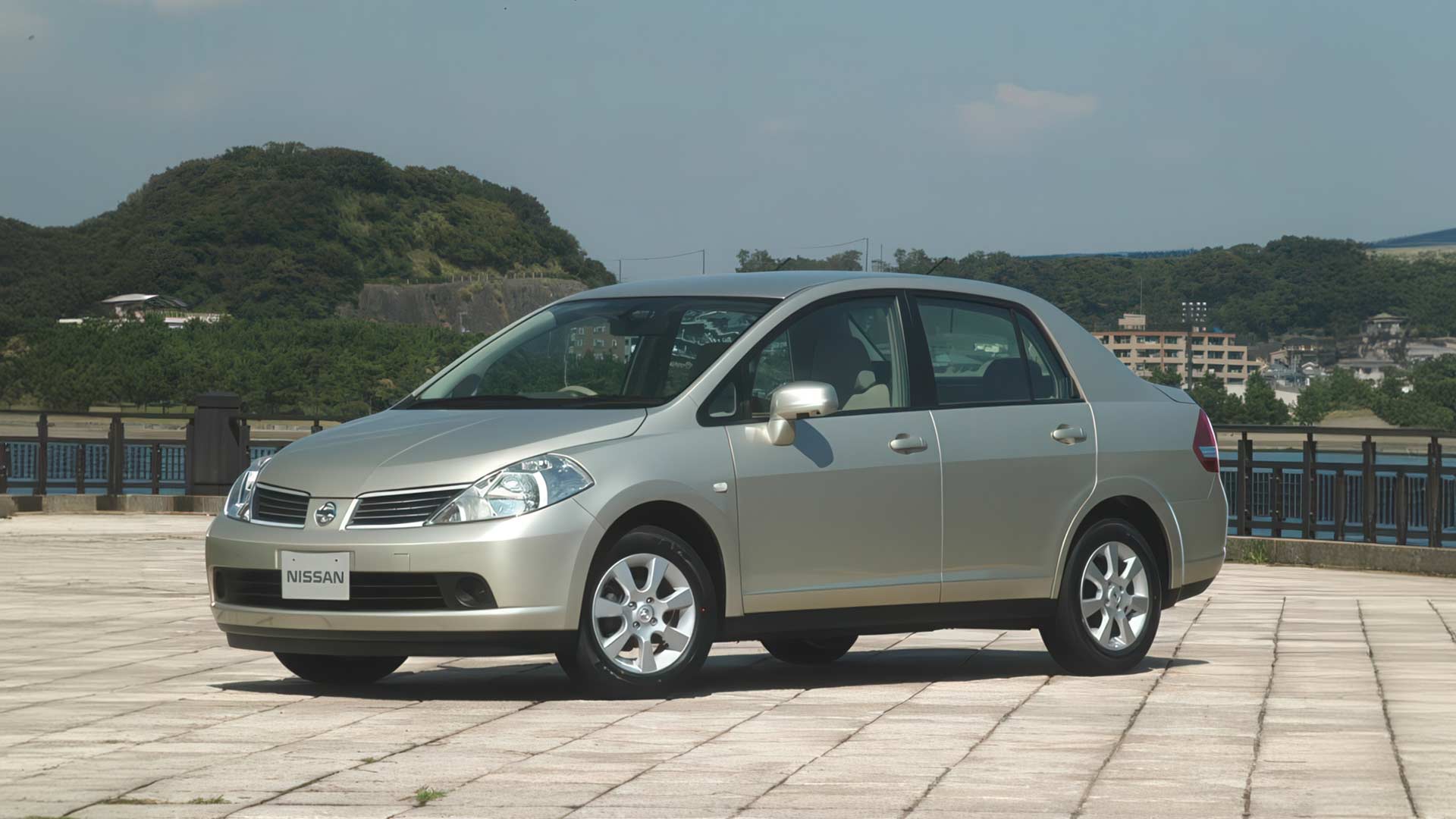 2006-2012 nissan versa