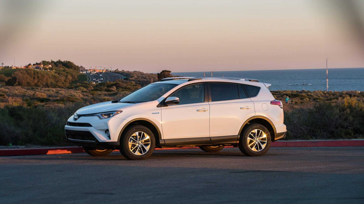 Toyota RAV4 Tires Sizes & Specs Lionhart Tires